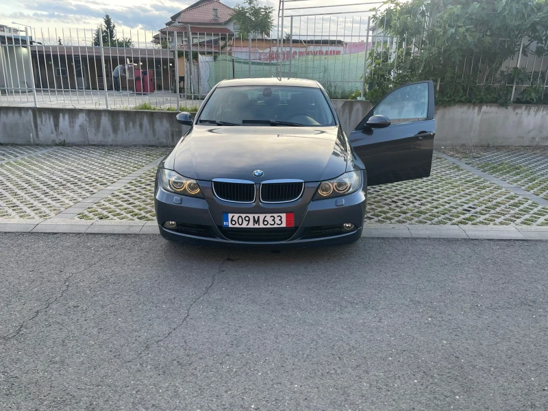 BMW 320, снимка 4 - Автомобили и джипове - 52261246