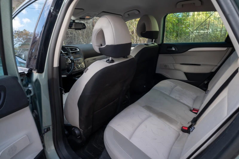 Citroen C4, снимка 13 - Автомобили и джипове - 52266138