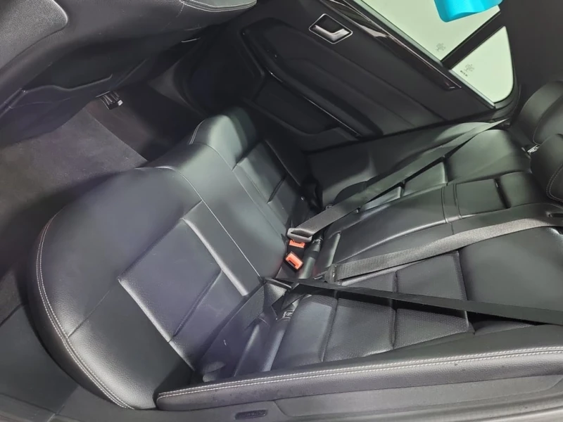 Mercedes-Benz E 250 * BLUETEC * CARFAX * БЕЗ ПЪРВОНАЧАЛНА ВНОСКА, снимка 13 - Автомобили и джипове - 53034844