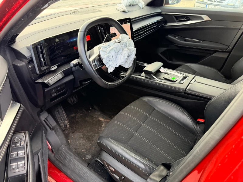 Renault Austral 1.3i, снимка 9 - Автомобили и джипове - 53036823