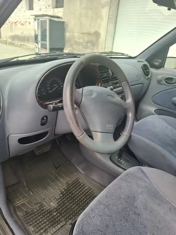 Ford Fiesta, снимка 7 - Автомобили и джипове - 55778386
