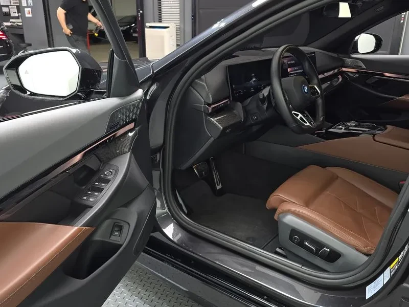 BMW i5 40M | HEAD-UP* 360 CAM* ���������*  | Mobile.bg � ����������� 5