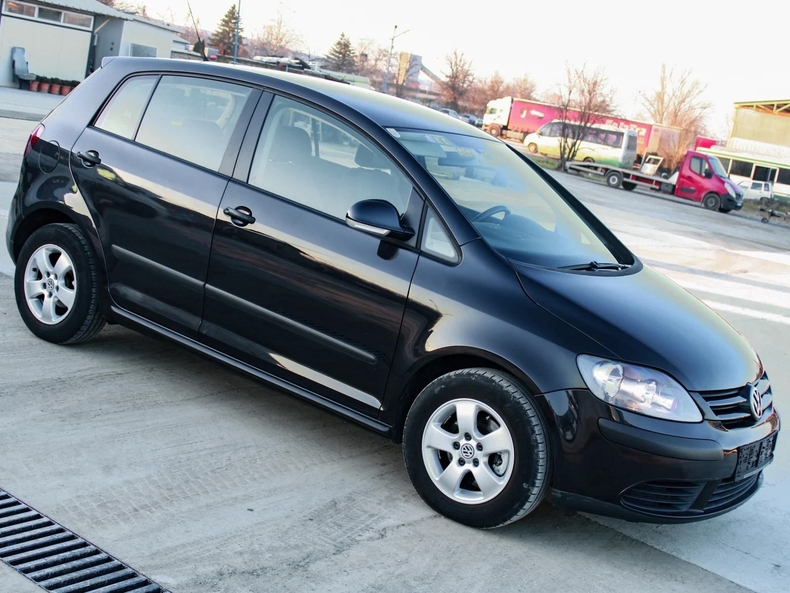 VW Golf Plus 1.9 TDi 90к.с. - изображение 7