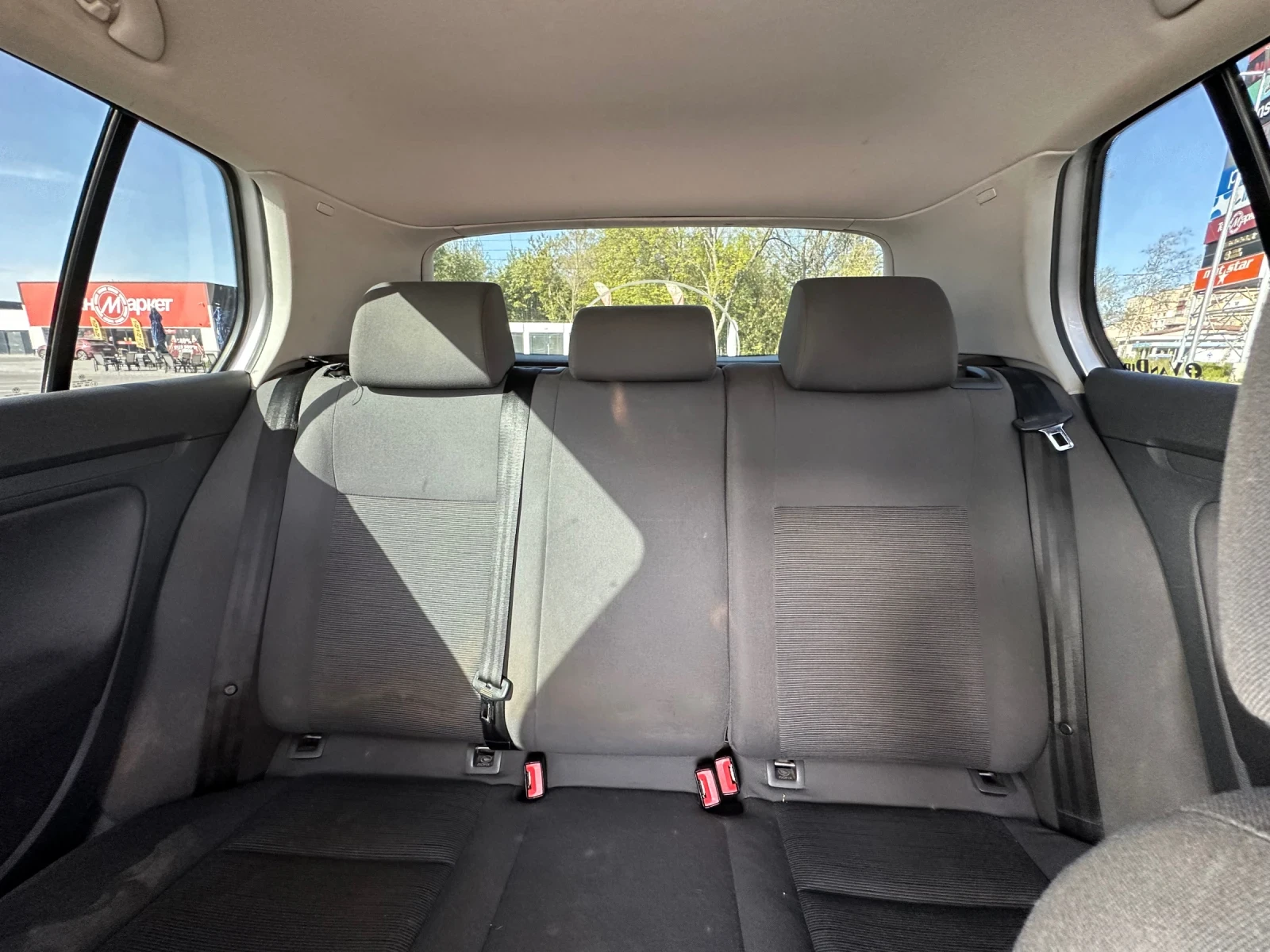 VW Golf 1.6 LPG  - изображение 6