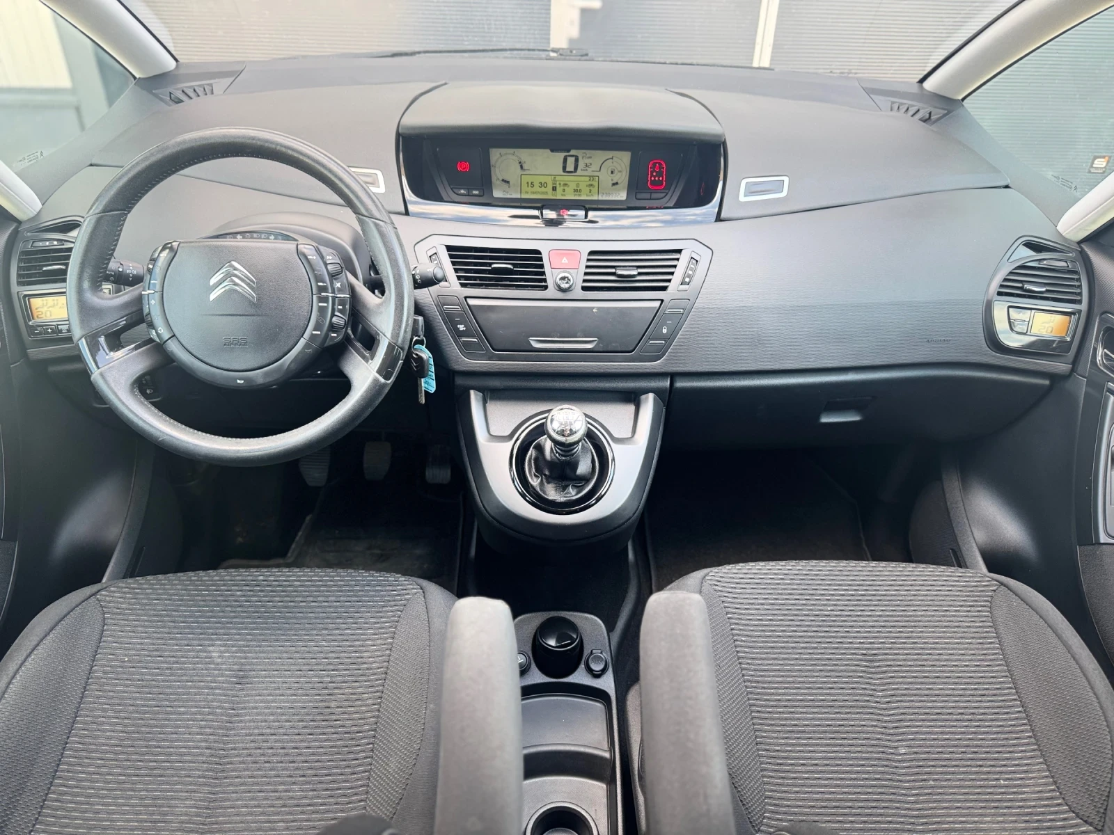 Citroen Grand C4 Picasso EVRO 5 B  6+ 1 - изображение 9
