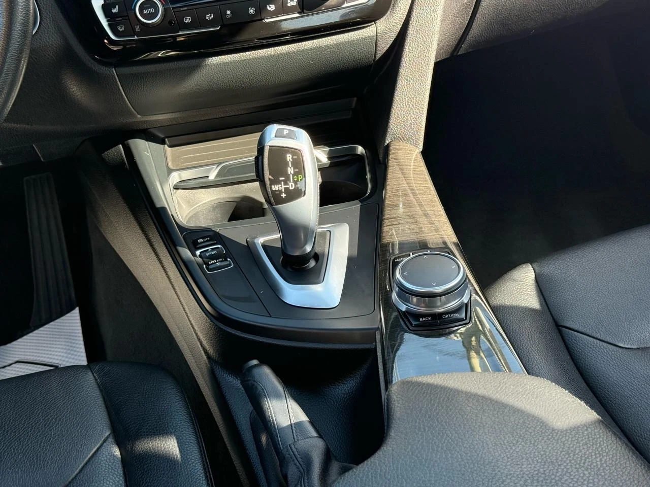 BMW 330 xDrive АВТОКРЕДИТ - изображение 8