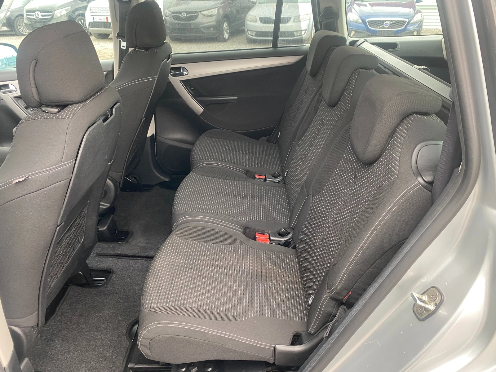 Citroen C4 Picasso 1.6HDI 6+ 1 Перфектен - изображение 10