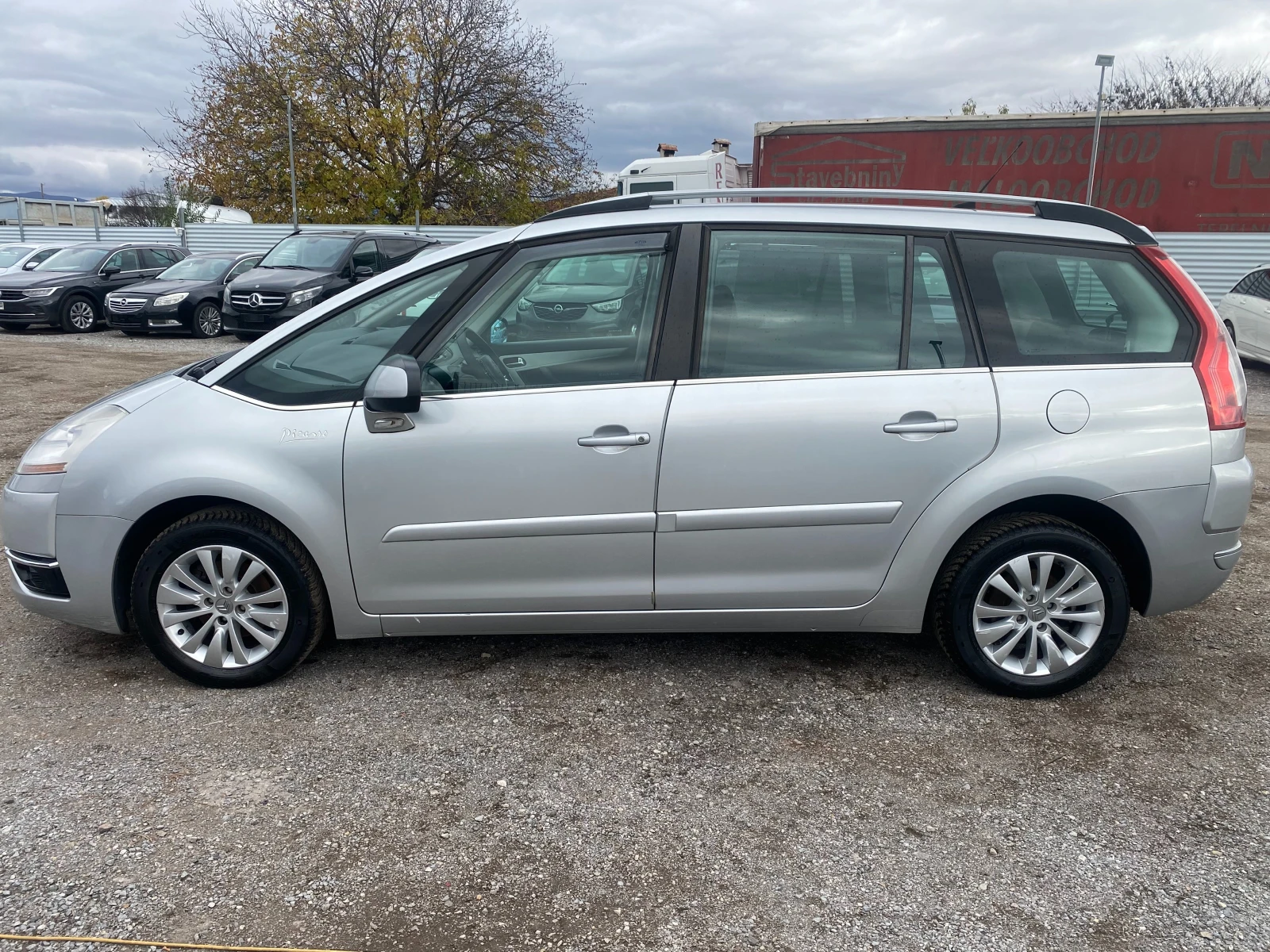 Citroen C4 Picasso 1.6HDI 6+ 1 Перфектен - изображение 5