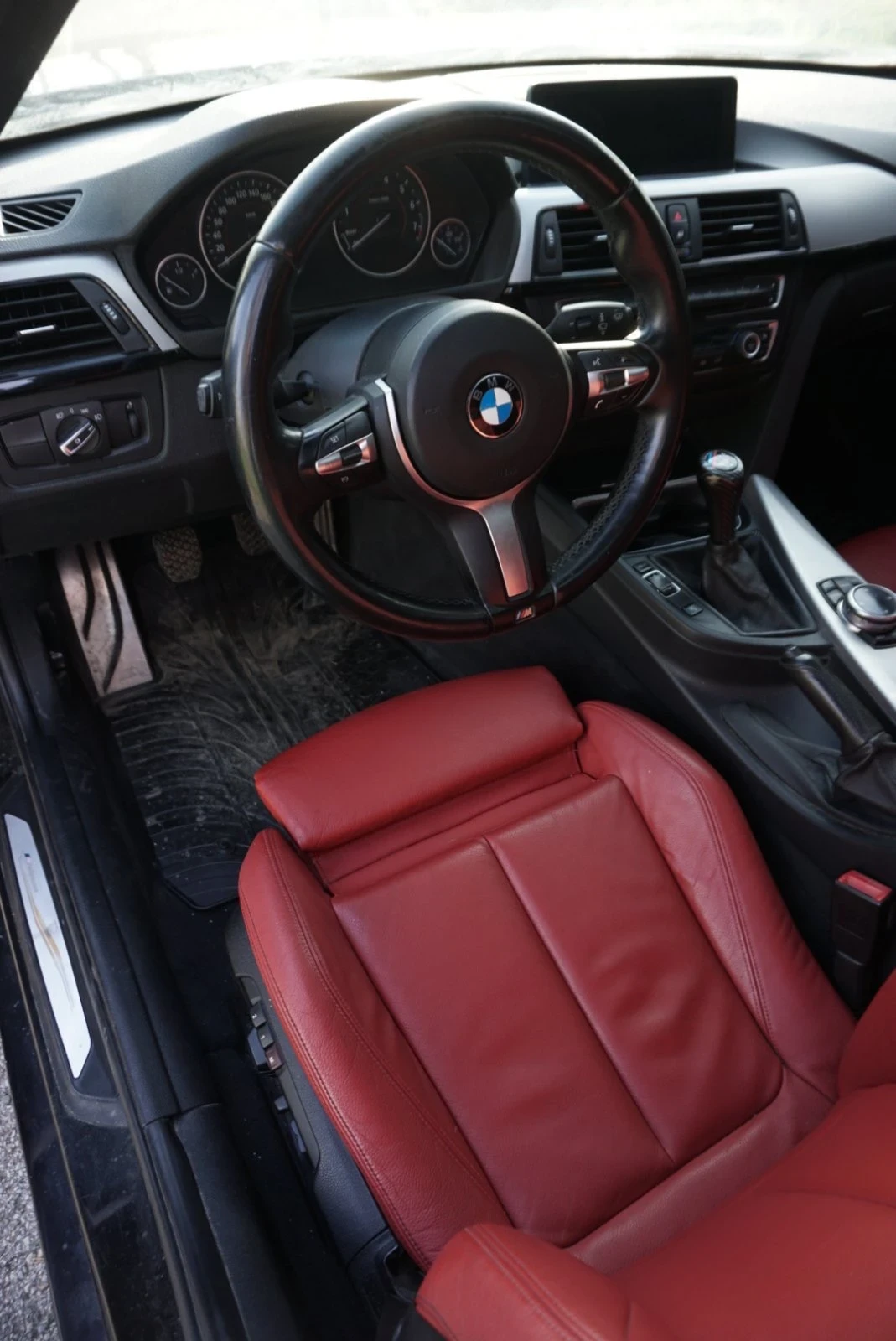 BMW 335 i xDrive, снимка 8 - Автомобили и джипове - 54177113