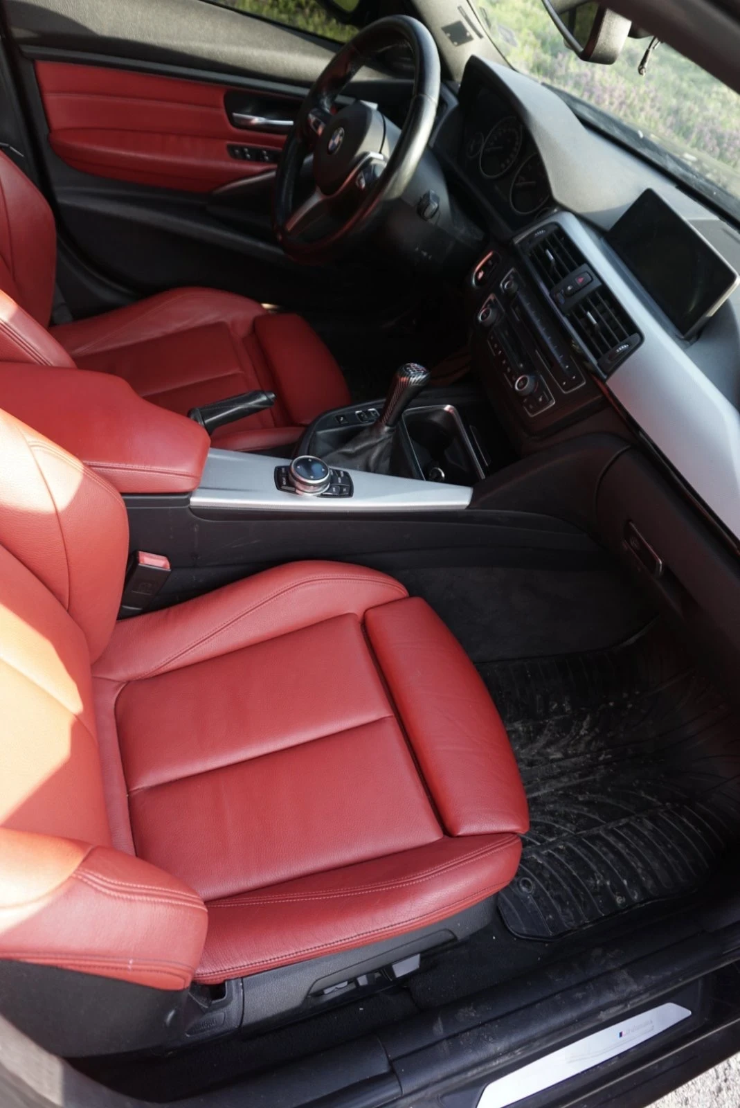 BMW 335 i xDrive, снимка 10 - Автомобили и джипове - 54177113