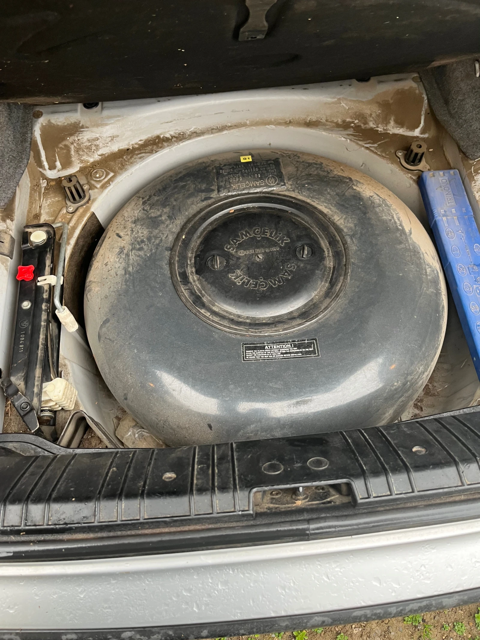BMW 318 318i, снимка 9 - Автомобили и джипове - 54574708