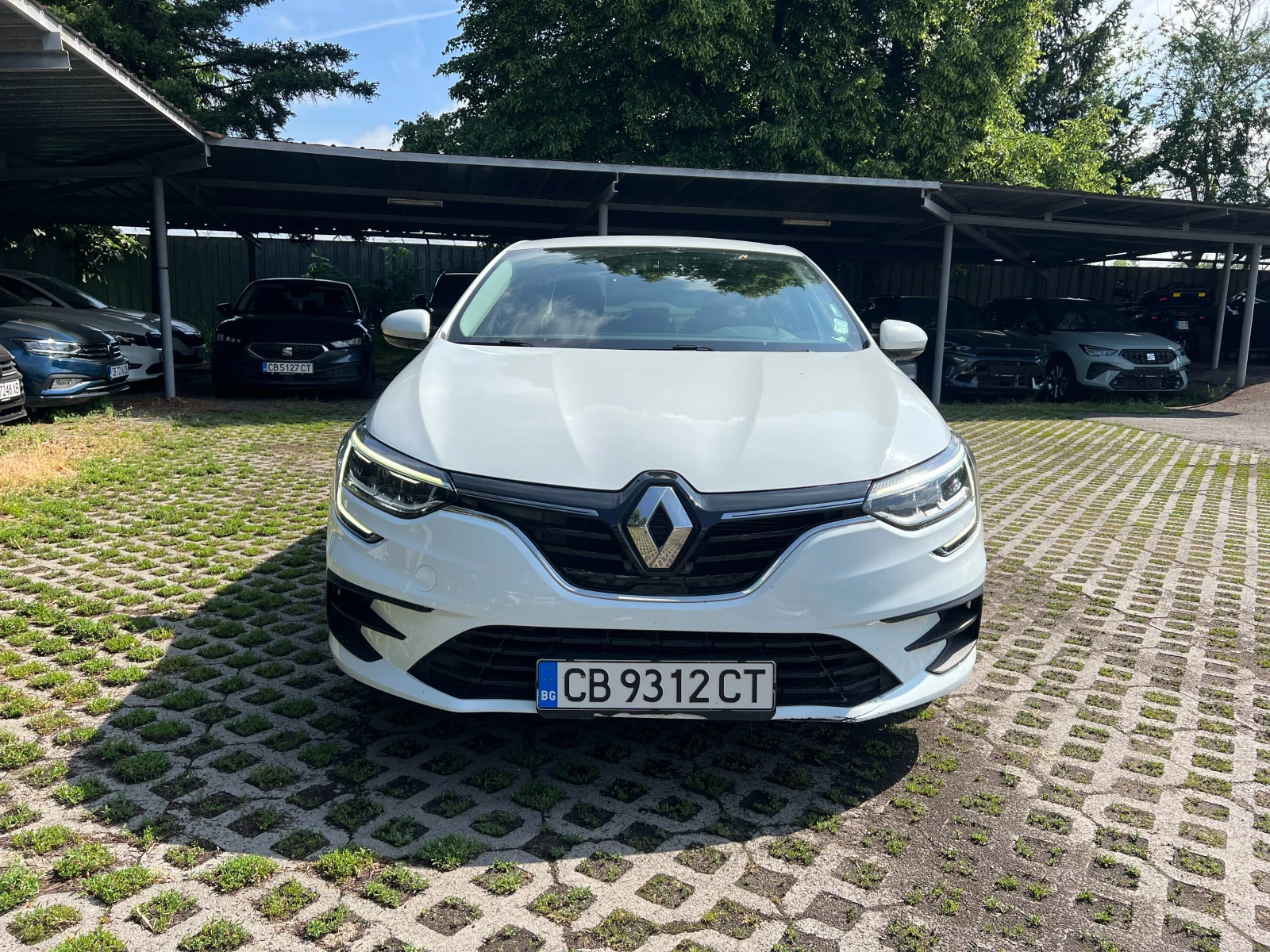 Renault Megane 0.9 Tce, снимка 2 - Автомобили и джипове - 54759723