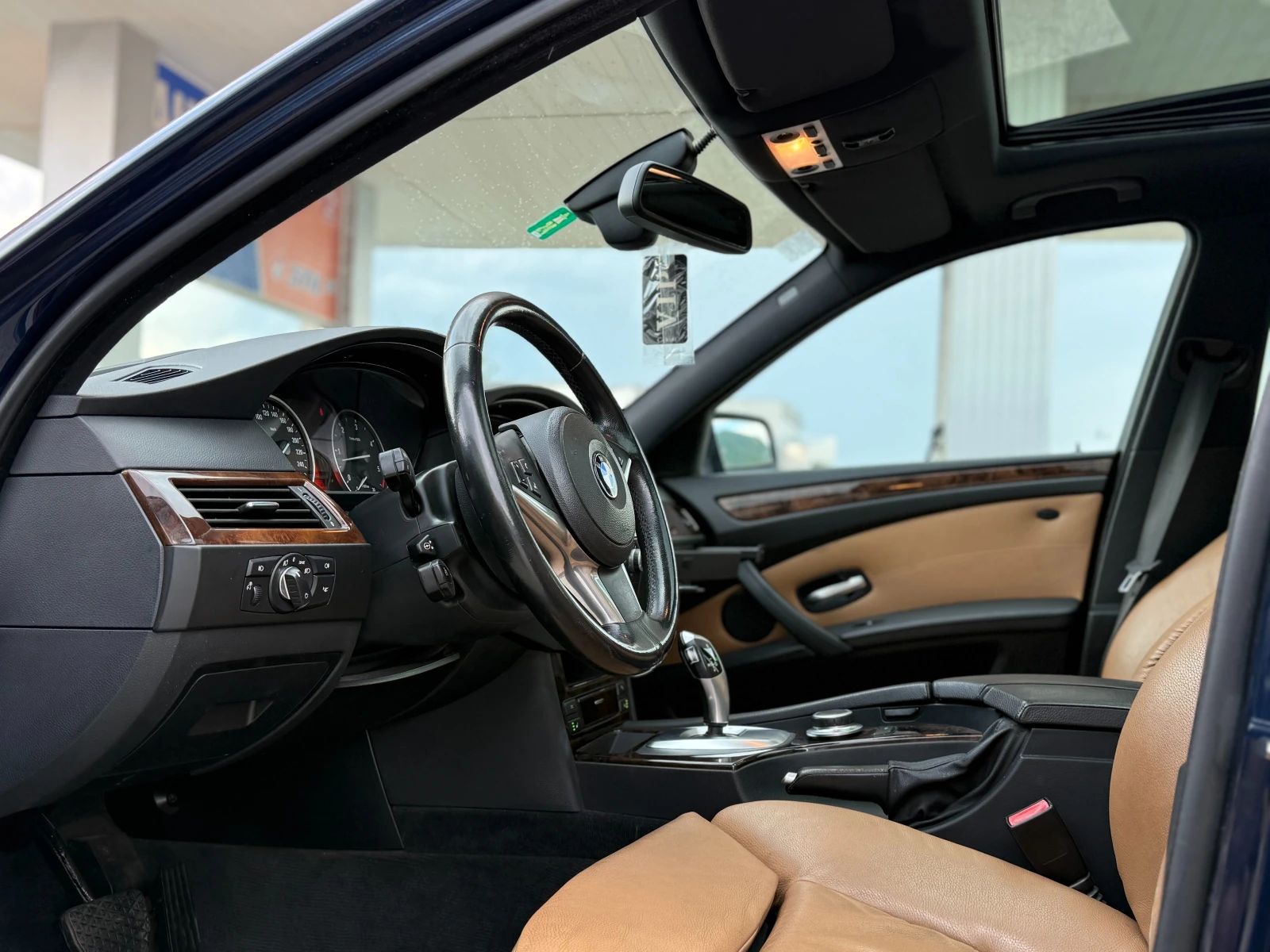 BMW 525 FACE/PANORAMA, снимка 12 - Автомобили и джипове - 54766972