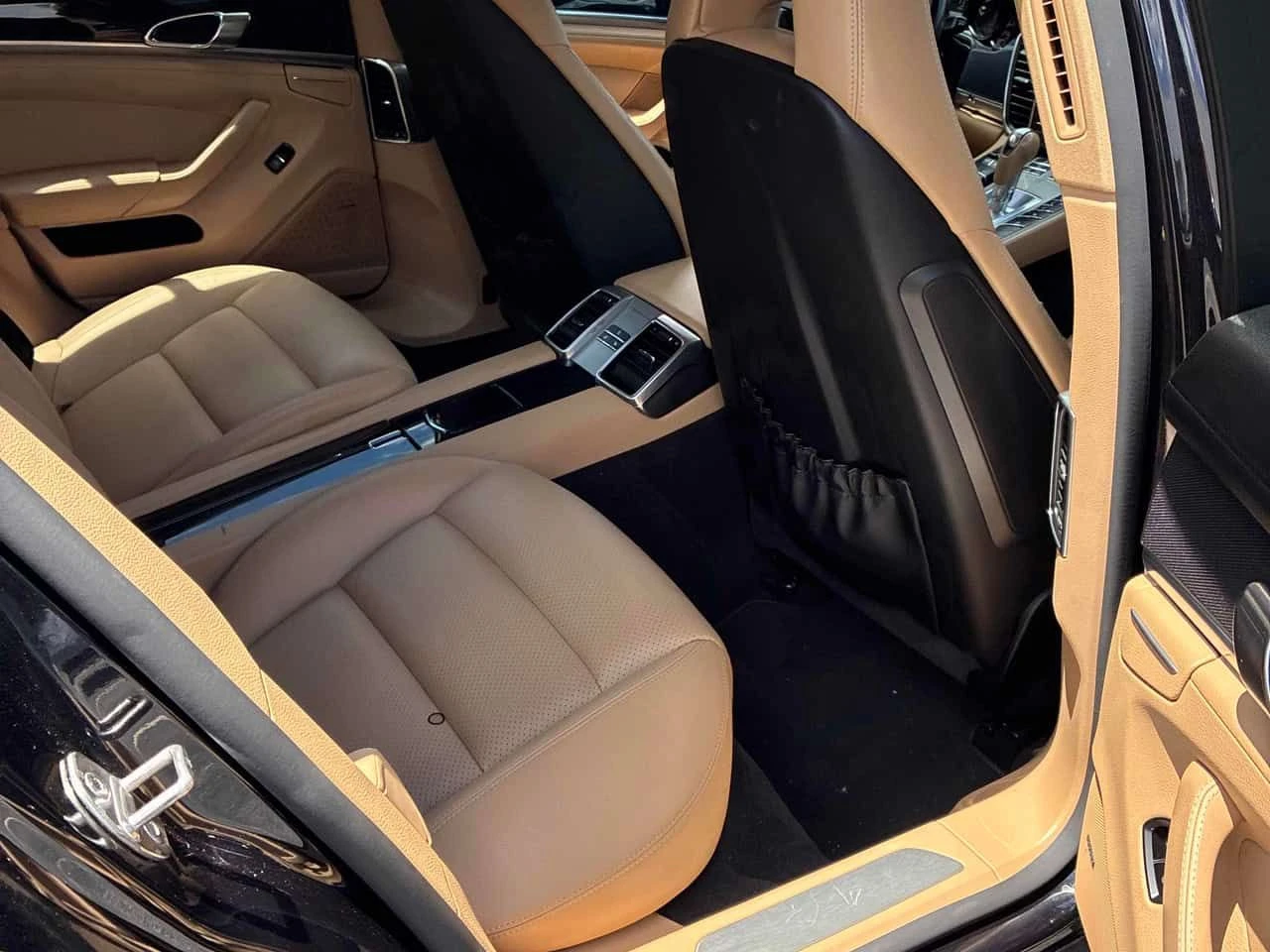 Porsche Panamera * 94, 791 KM ПРОБЕГ* ГЛАВНО ПРЕДСТАВИТЕЛСТВО* , снимка 12 - Автомобили и джипове - 54996861