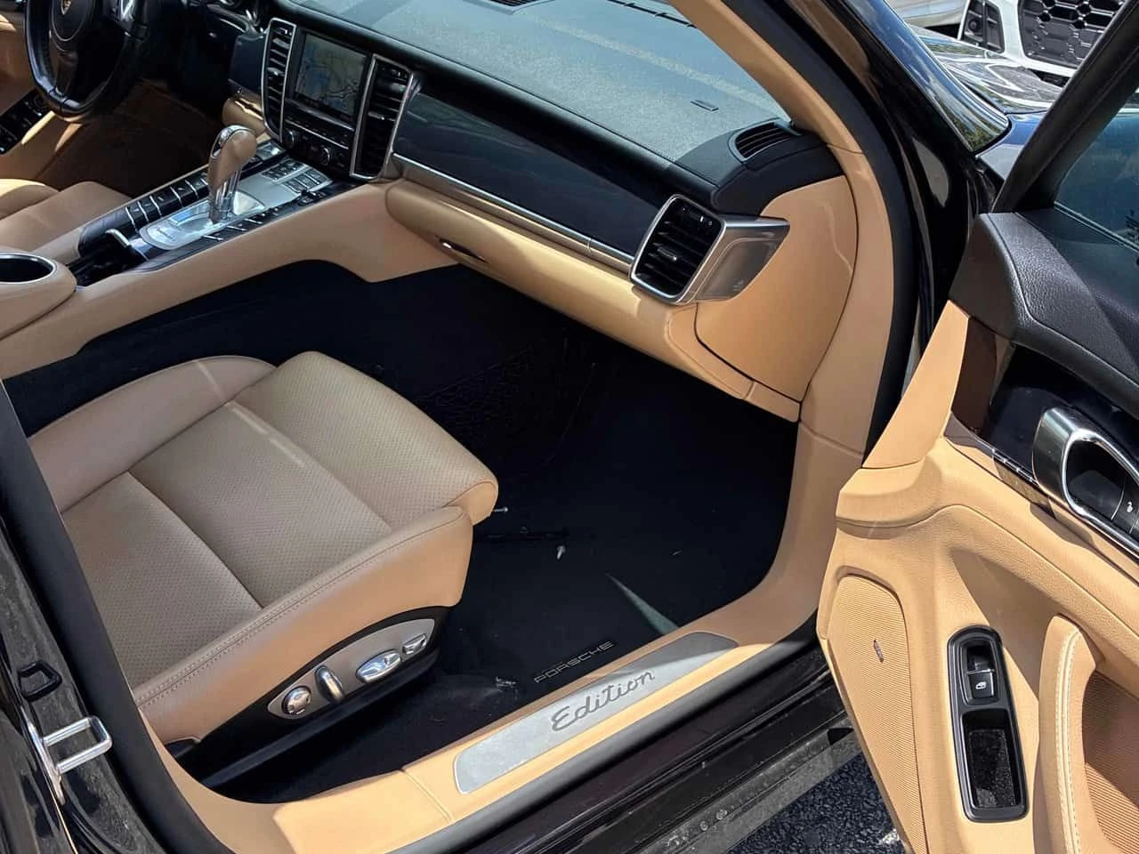 Porsche Panamera * 94, 791 KM ПРОБЕГ* ГЛАВНО ПРЕДСТАВИТЕЛСТВО* , снимка 13 - Автомобили и джипове - 54996861