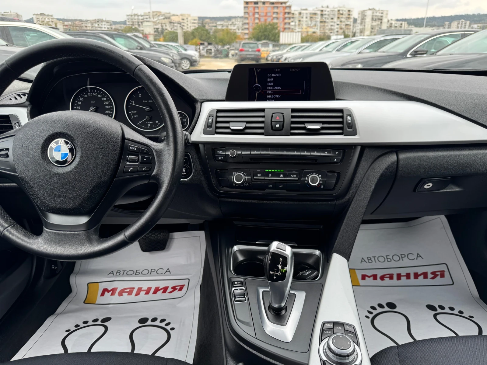 BMW 320 2.0d, снимка 10 - Автомобили и джипове - 55006428