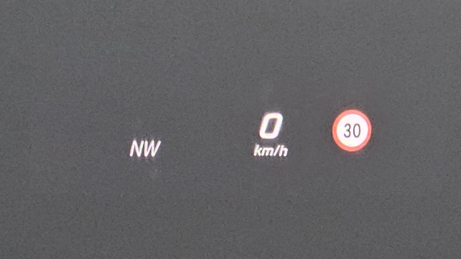 Mercedes-Benz E 220 AMG PK* DIGITAL* AMBIENT* HUD* КРАЙНА ЦЕНА, снимка 10 - Автомобили и джипове - 55091253