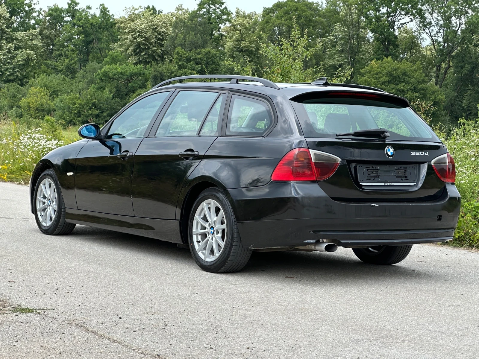BMW 320 2.0d, снимка 6 - Автомобили и джипове - 55101444