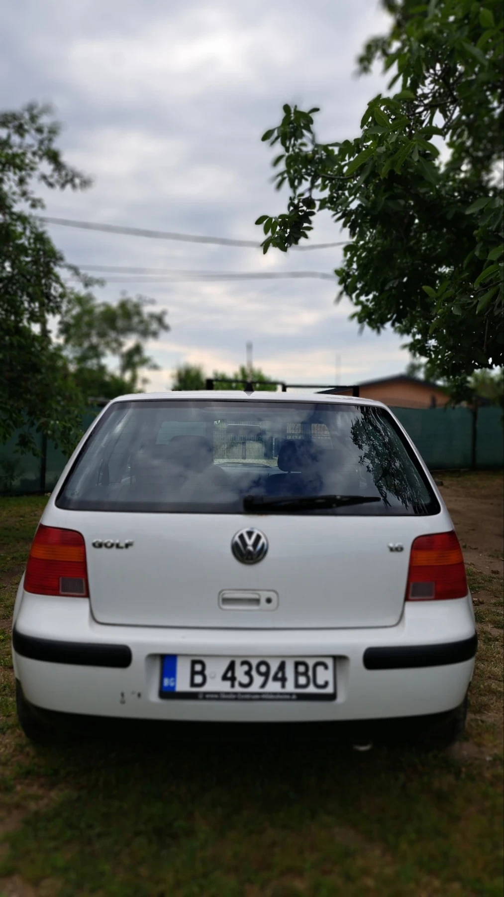 VW Golf 1.6 V, снимка 4 - Автомобили и джипове - 55151810