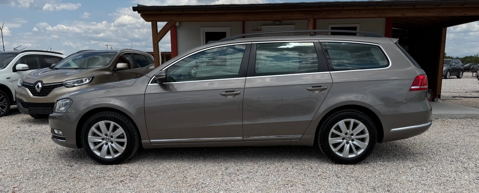 VW Passat 1.4i* 150k.c* CNG* DSG* LED* СЕРВИЗНА ИСТОРИЯ, снимка 5 - Автомобили и джипове - 55174082