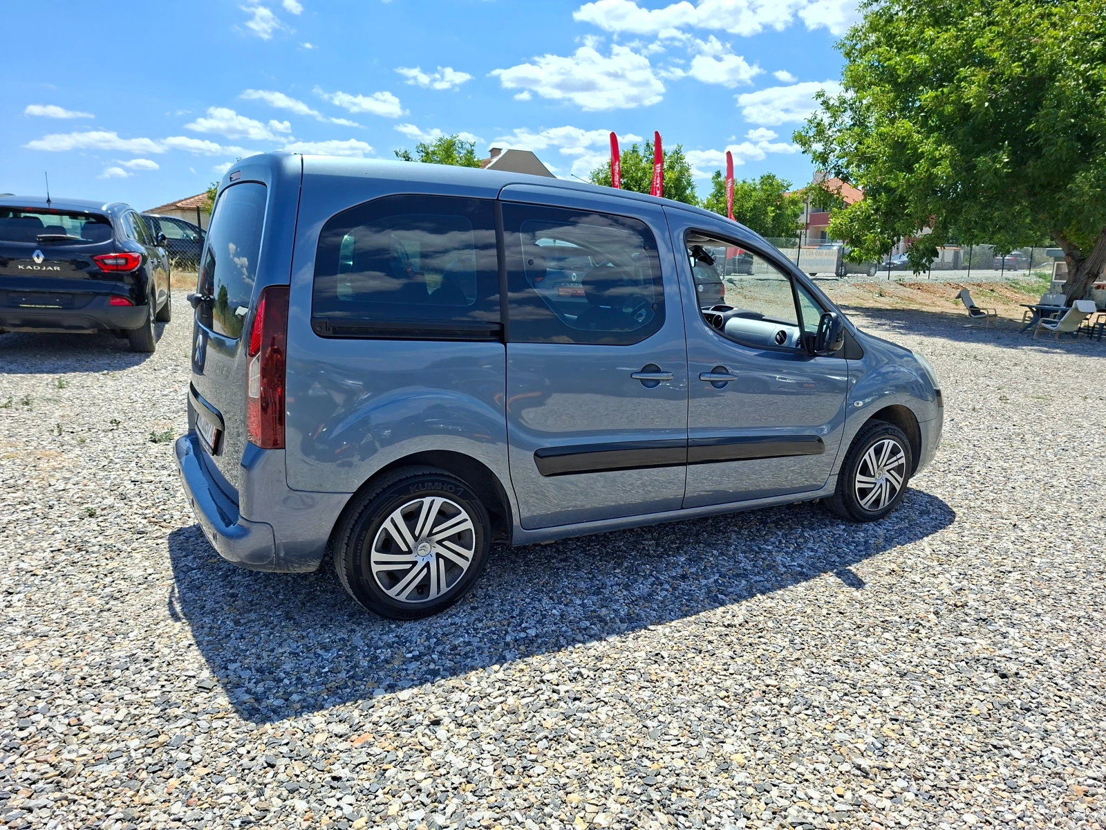 Citroen Berlingo 1.6HDI* AUTOMATIC* * 36м. х 185EUR.*  , снимка 9 - Автомобили и джипове - 55233645