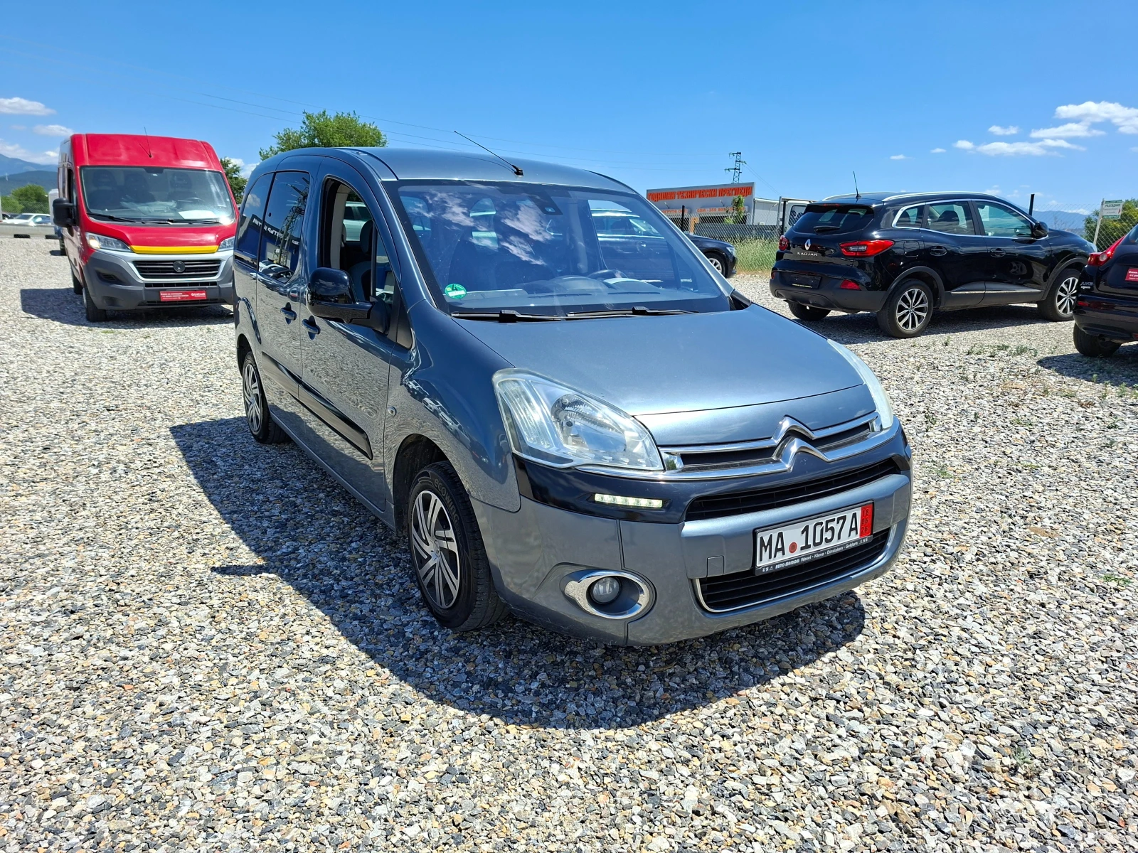 Citroen Berlingo 1.6HDI* AUTOMATIC* * 36м. х 185EUR.*  , снимка 11 - Автомобили и джипове - 55233645