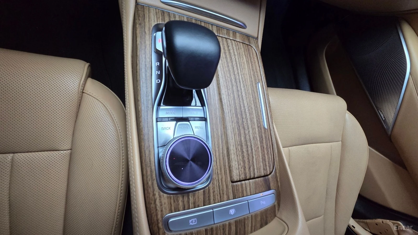 Kia K9 BEST SELECTION* 360* ОБДУХ* ПОДГРЕВ* KEYLESS, снимка 9 - Автомобили и джипове - 55512919