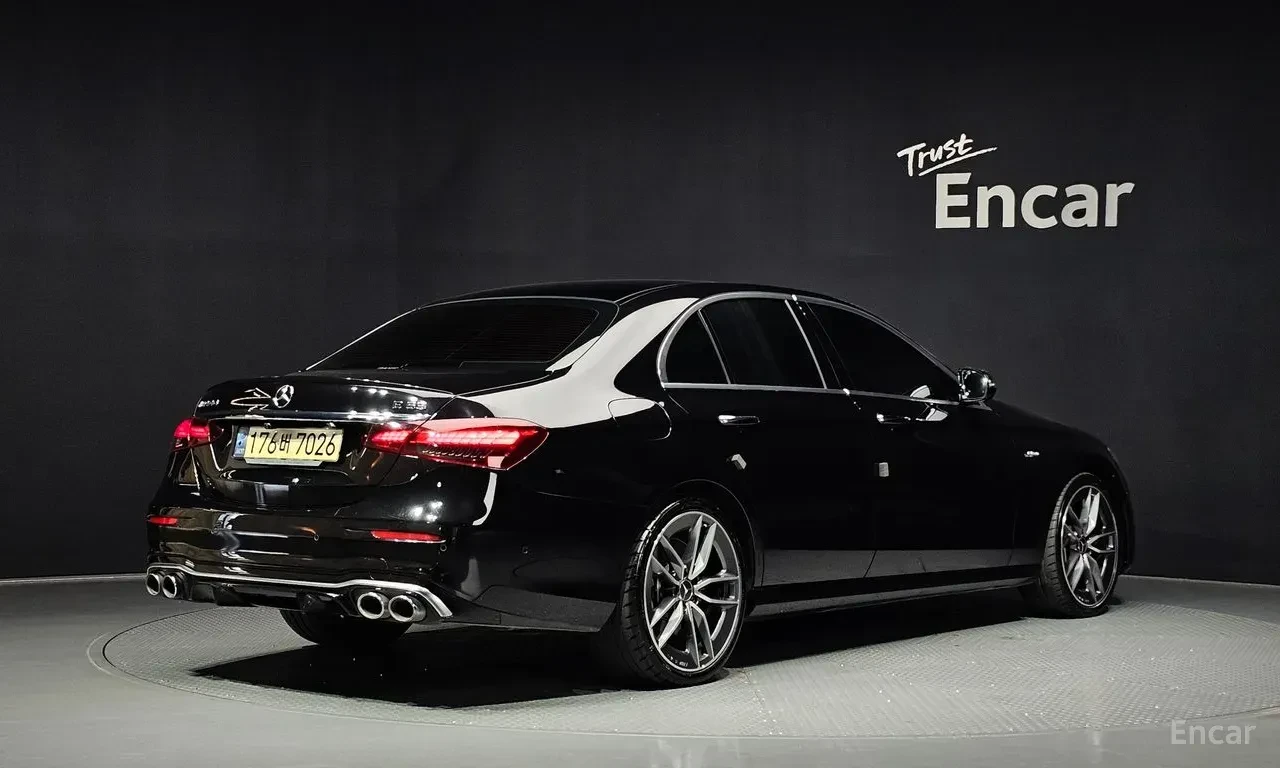 Mercedes-Benz E 53 AMG 4MATIC+ * BURMESTER* ДИСТРОНИК* ХЕДЪП* 360КАМЕРА* , снимка 2 - Автомобили и джипове - 55820427