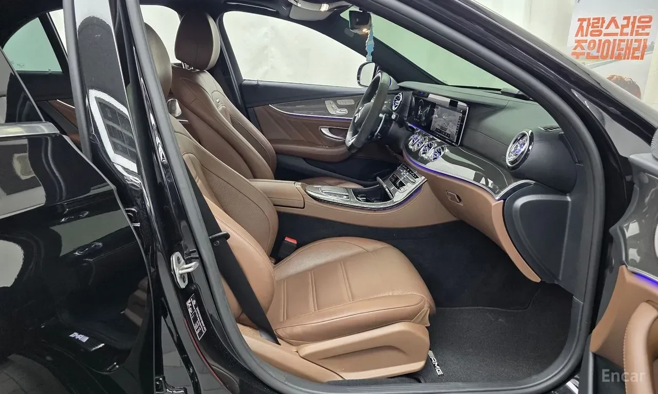 Mercedes-Benz E 53 AMG 4MATIC+ * BURMESTER* ДИСТРОНИК* ХЕДЪП* 360КАМЕРА* , снимка 13 - Автомобили и джипове - 55820427