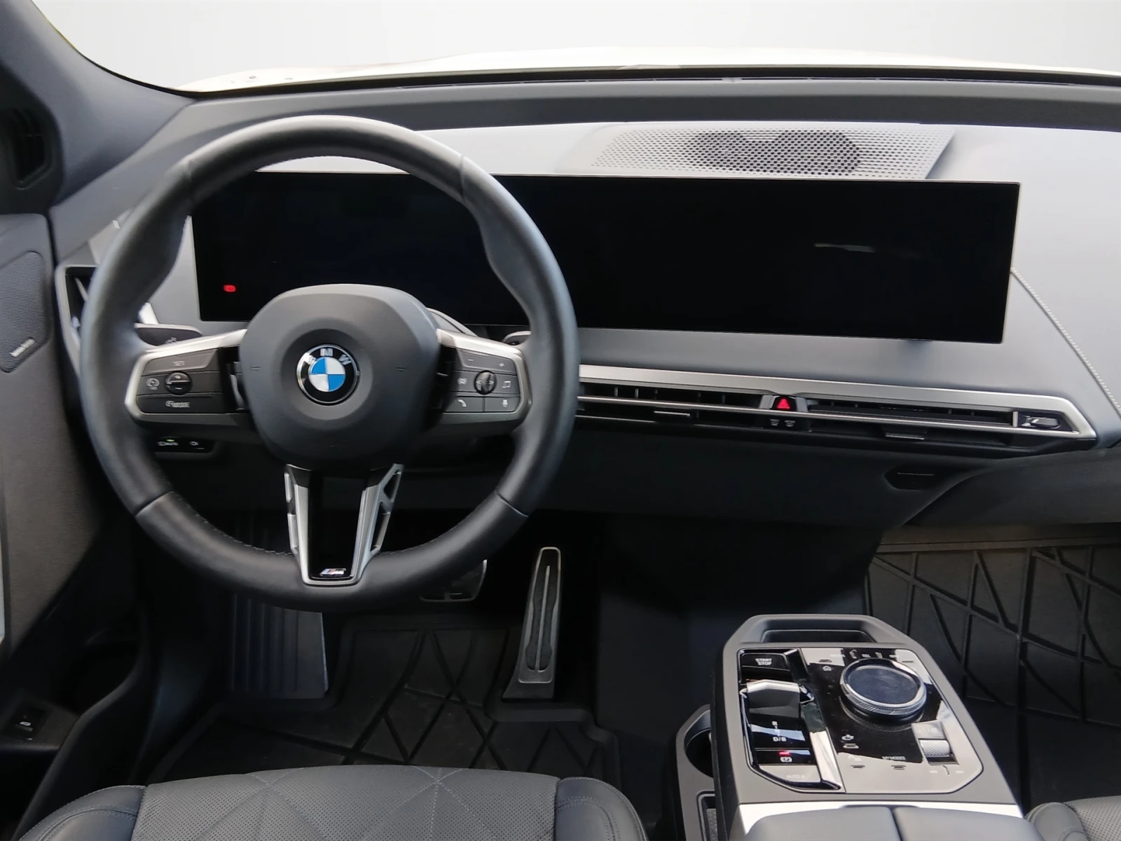 BMW iX xDrive45, снимка 7 - Автомобили и джипове - 56657406