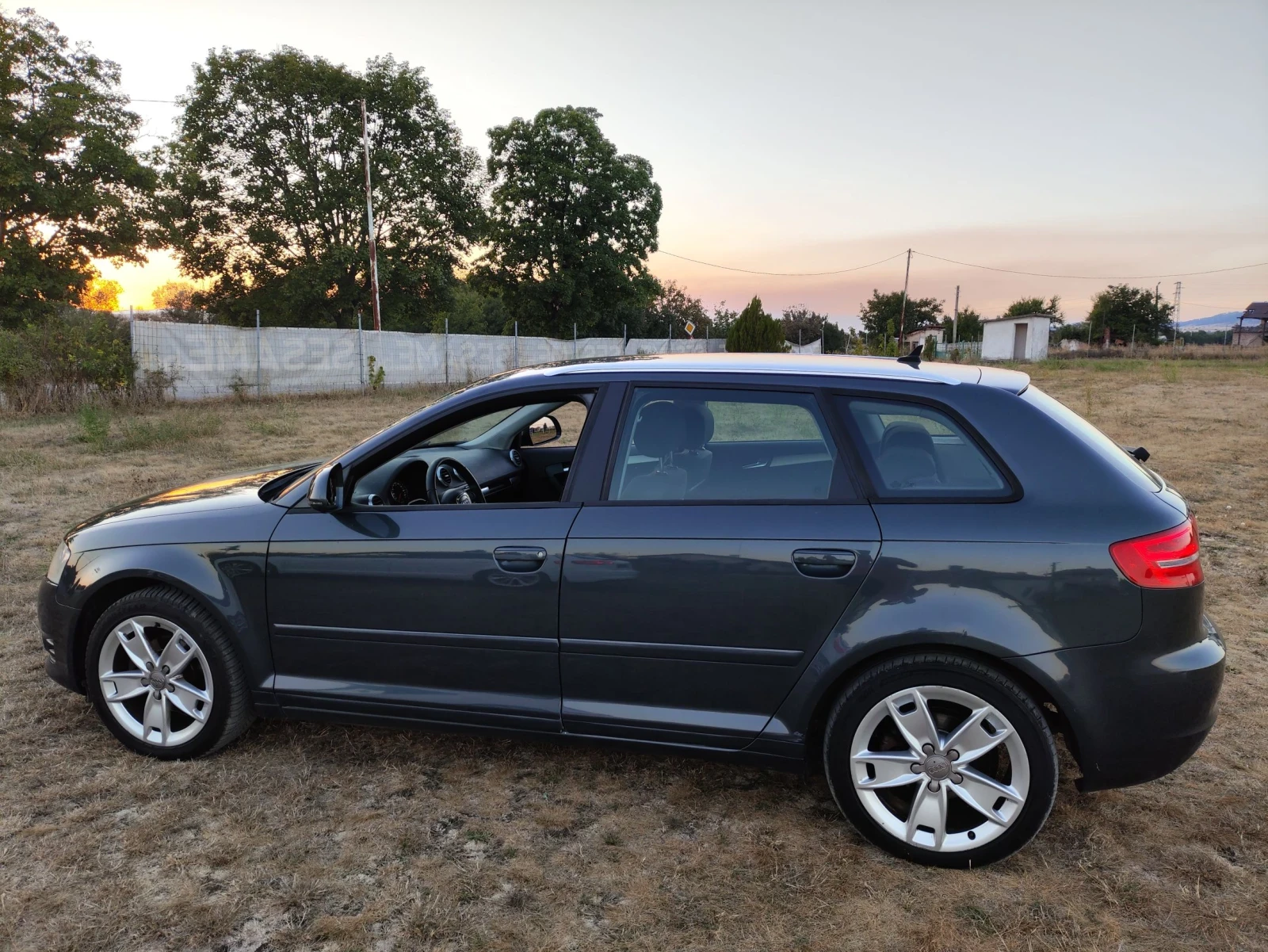Audi A3 1.6 105��. | Mobile.bg � ����������� 8
