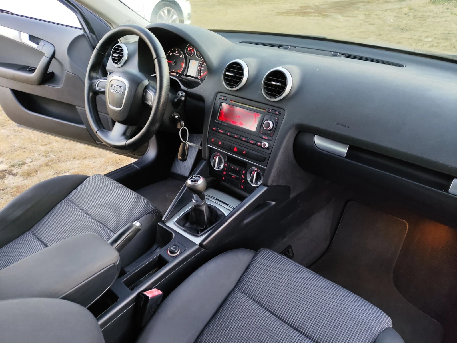 Audi A3 1.6 105��. | Mobile.bg � ����������� 15