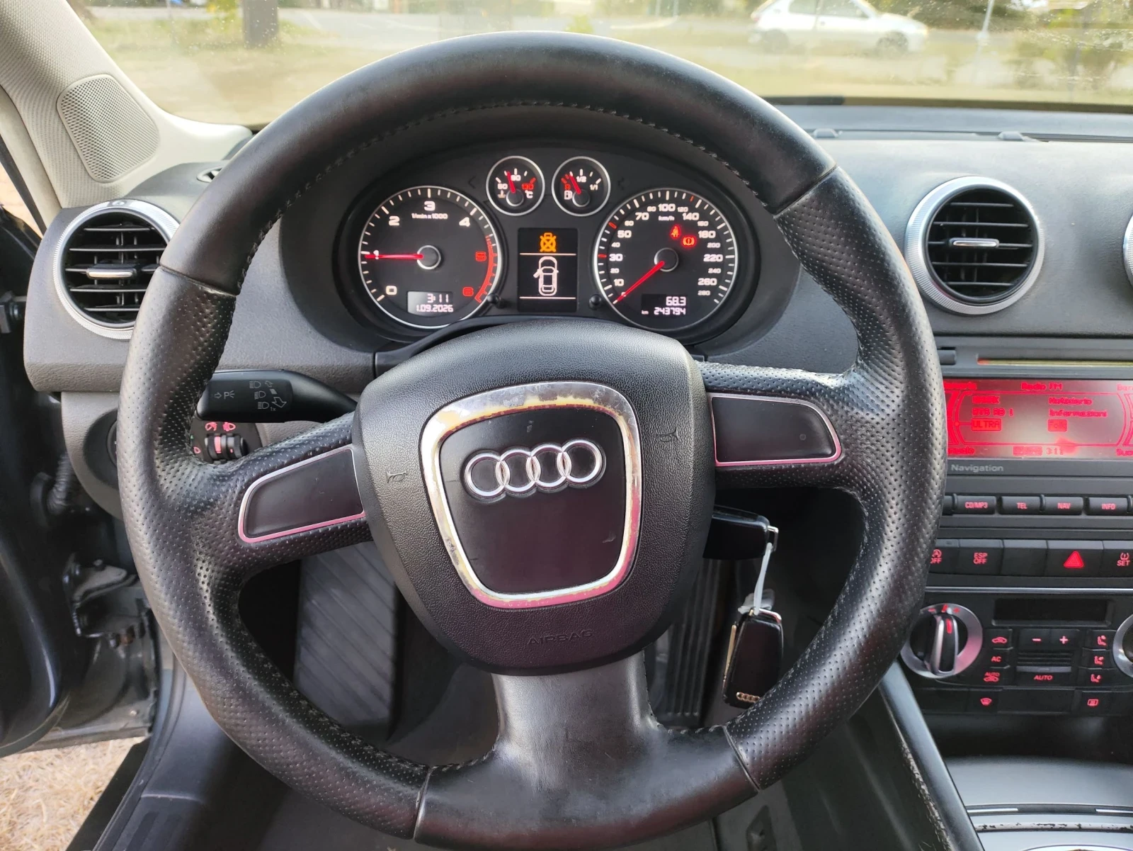 Audi A3 1.6 105��. | Mobile.bg � ����������� 9