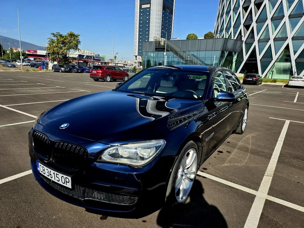 BMW 750 5.0  Benzin  2016г