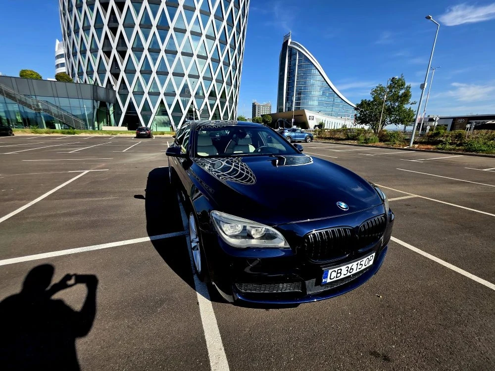 BMW 750 5.0  Benzin  2016г, снимка 8 - Автомобили и джипове - 56659878
