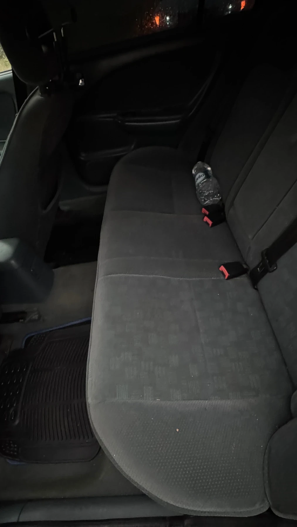 Toyota Avensis 1.6 VVTI, снимка 6 - Автомобили и джипове - 56685701