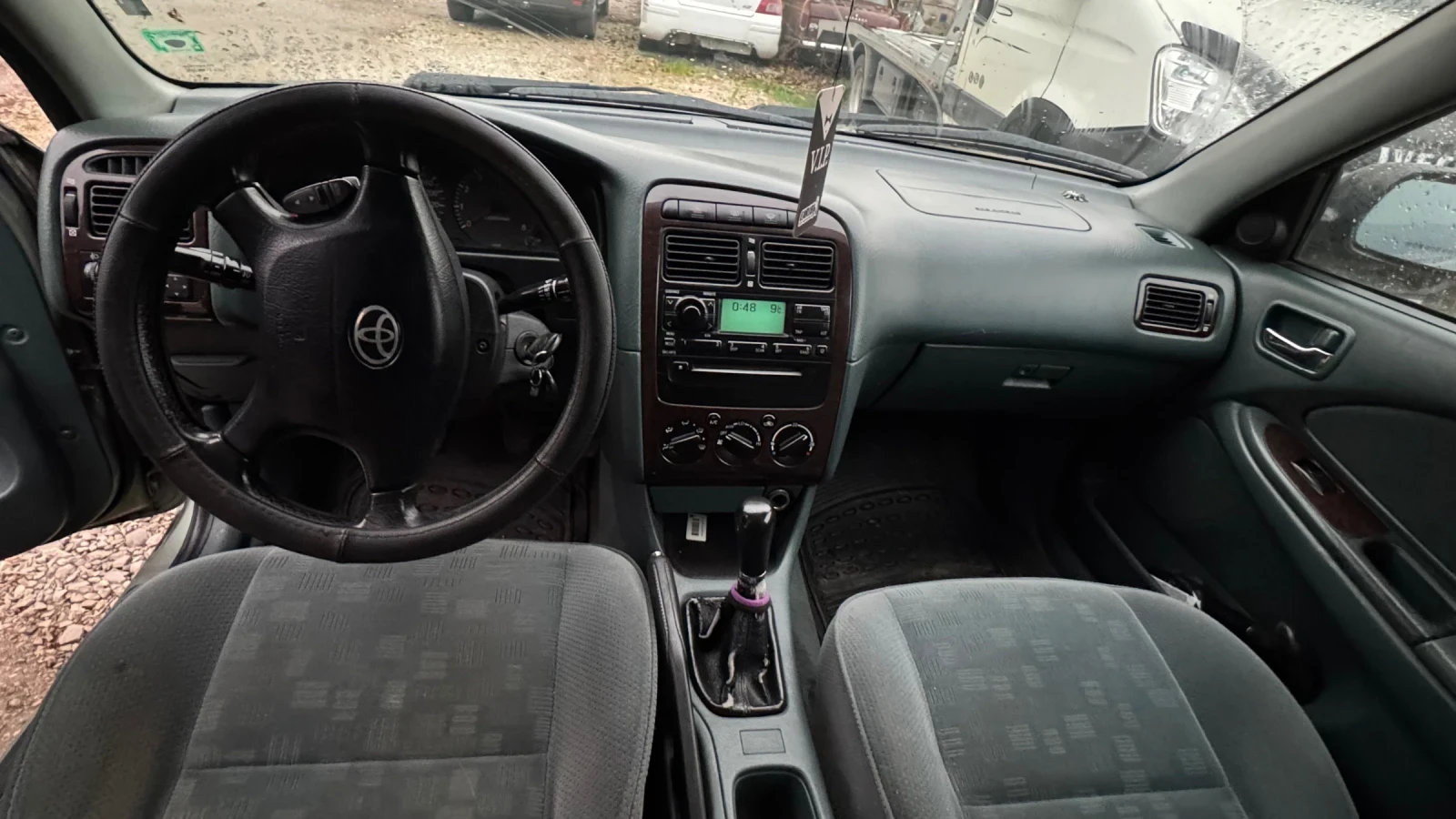 Toyota Avensis 1.6 VVTI, снимка 8 - Автомобили и джипове - 56685701