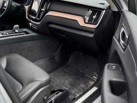Volvo XC60 * Plus Bright Theme * CARFAX *  | Auto.bg — изображение 13