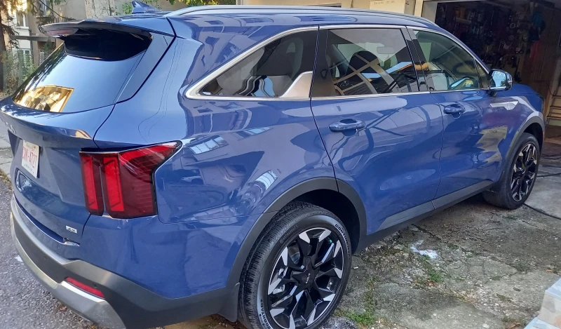 Kia Sorento 2.5 Turbo AWD, снимка 5 - Автомобили и джипове - 52542959