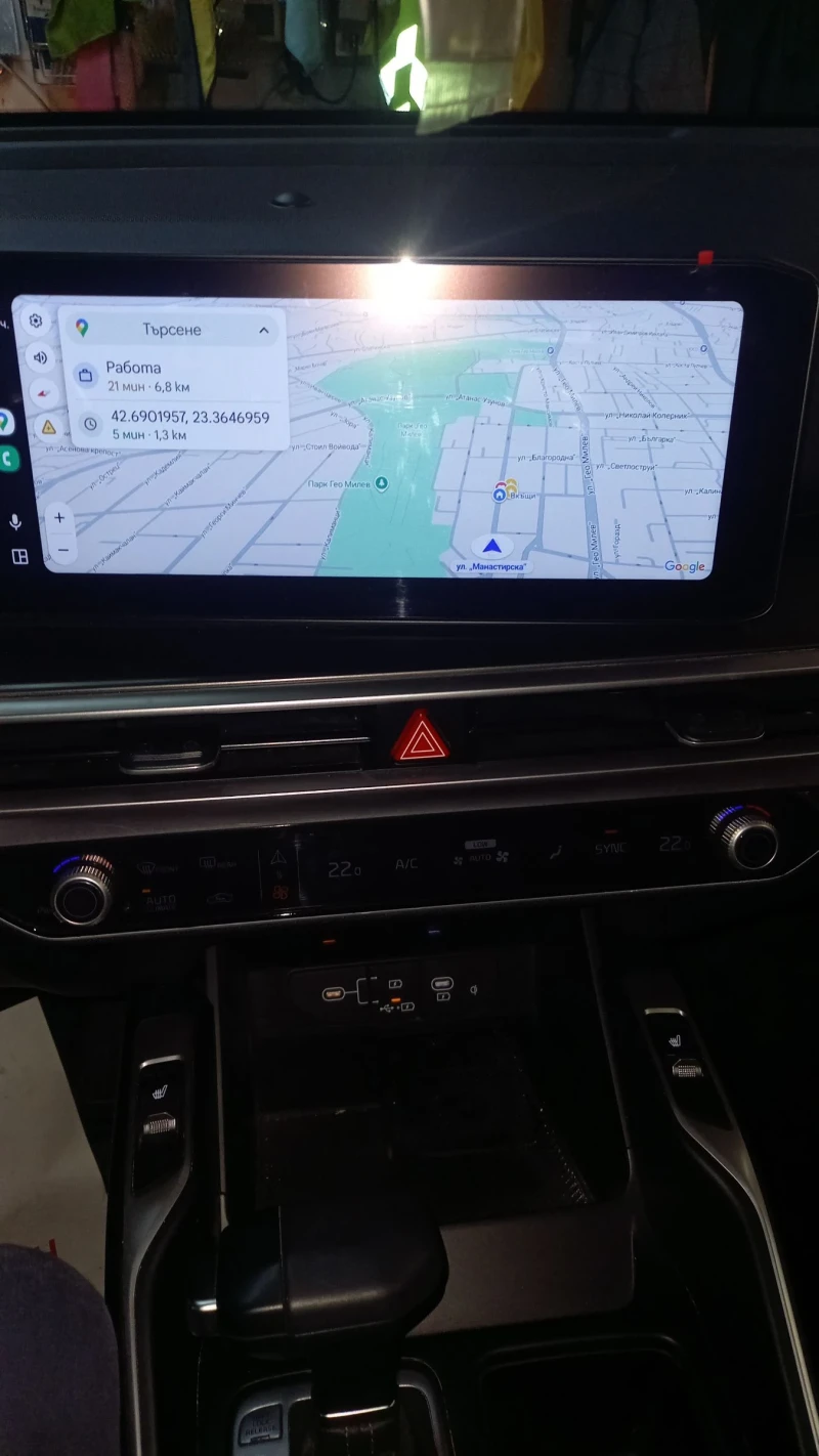 Kia Sorento 2.5 Turbo AWD, снимка 16 - Автомобили и джипове - 52542959