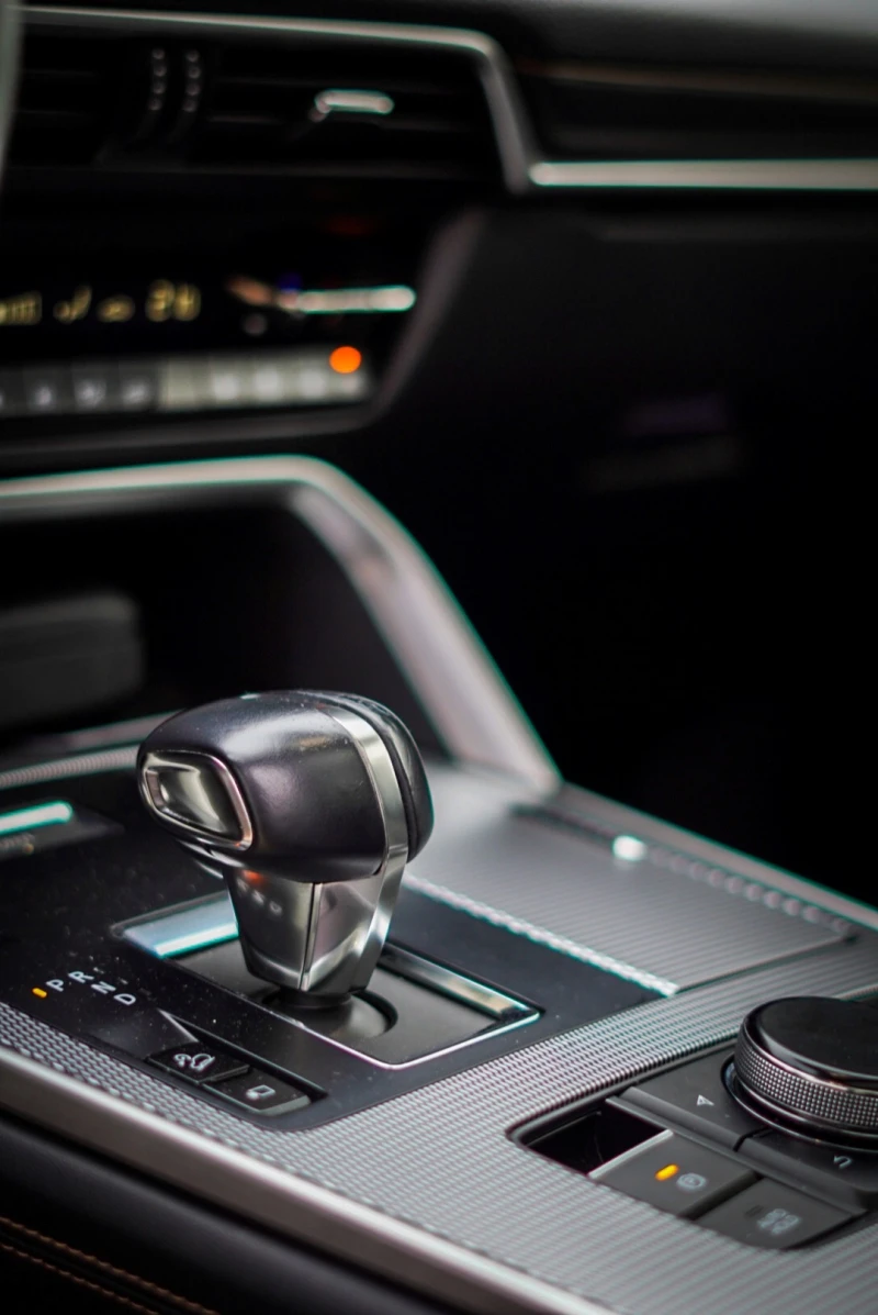 Mazda CX-60 Такуми плюс, снимка 14 - Автомобили и джипове - 53066474