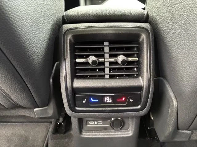 Skoda Kodiaq SELECTION/150HP/MATRIX/360/PANO/156z, снимка 16 - Автомобили и джипове - 53859688