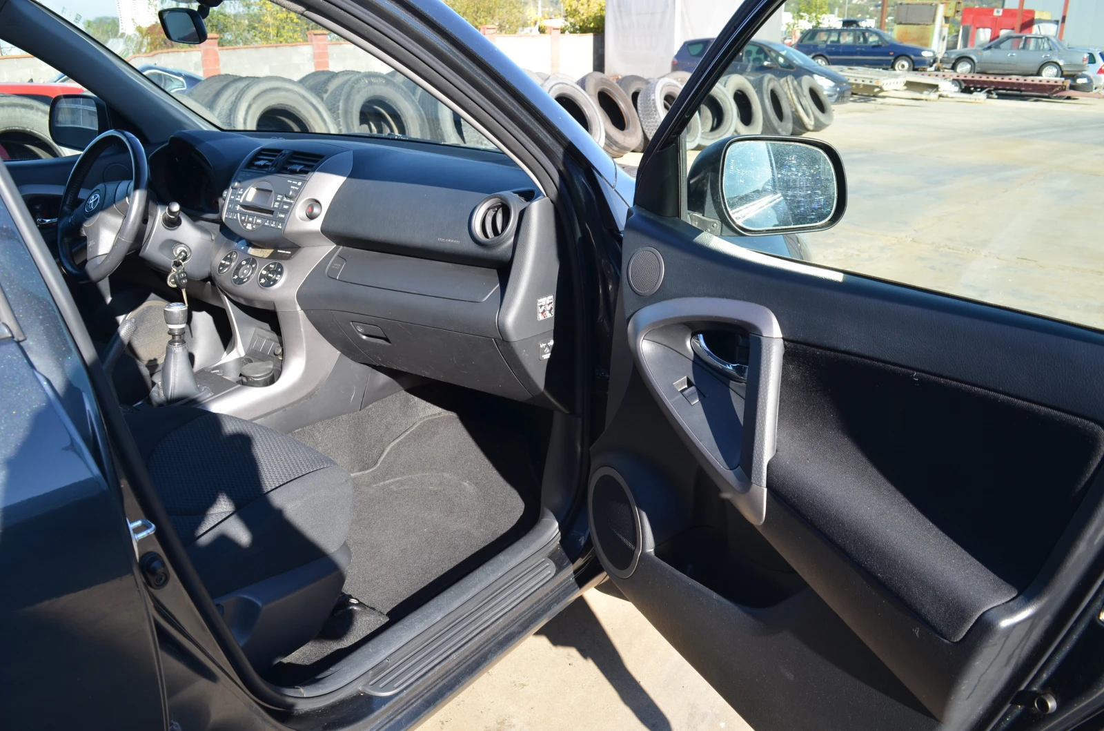 Toyota Rav4 2.2 D4D | Mobile.bg — изображение 13