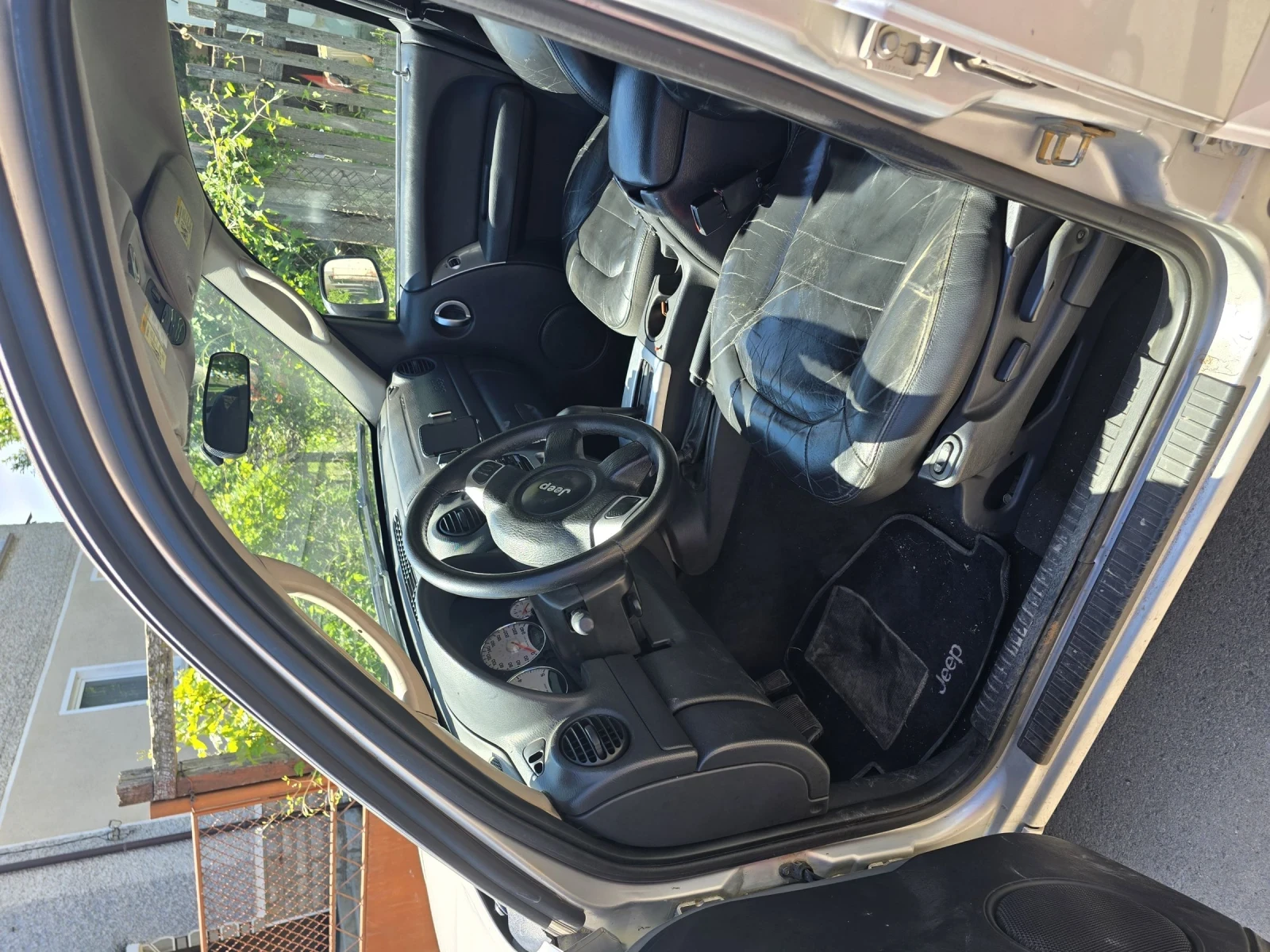 Jeep Cherokee  - изображение 3