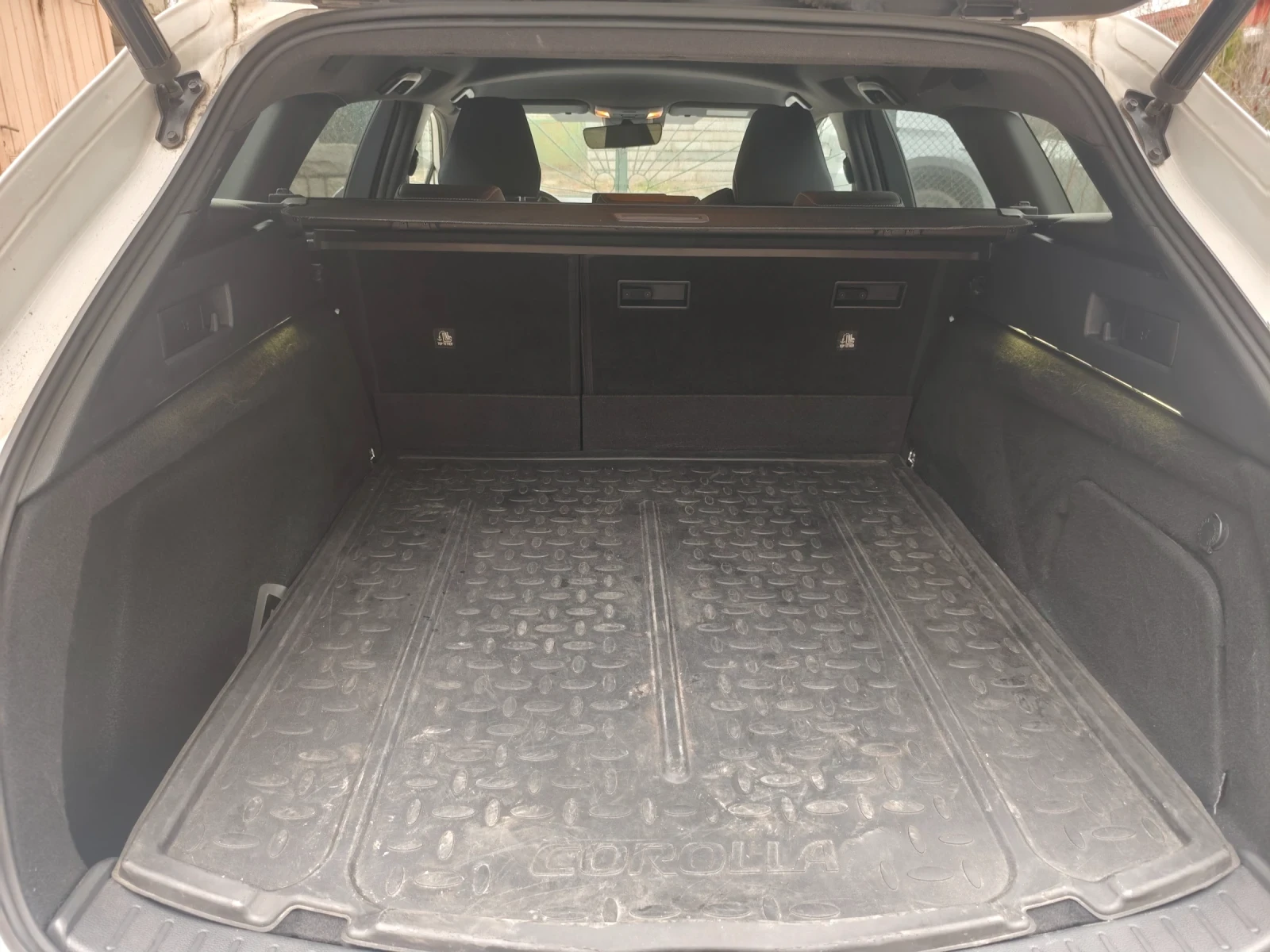 Toyota Corolla TREK 2.0 ������ 184�.� 09.2022� | Mobile.bg � ����������� 14