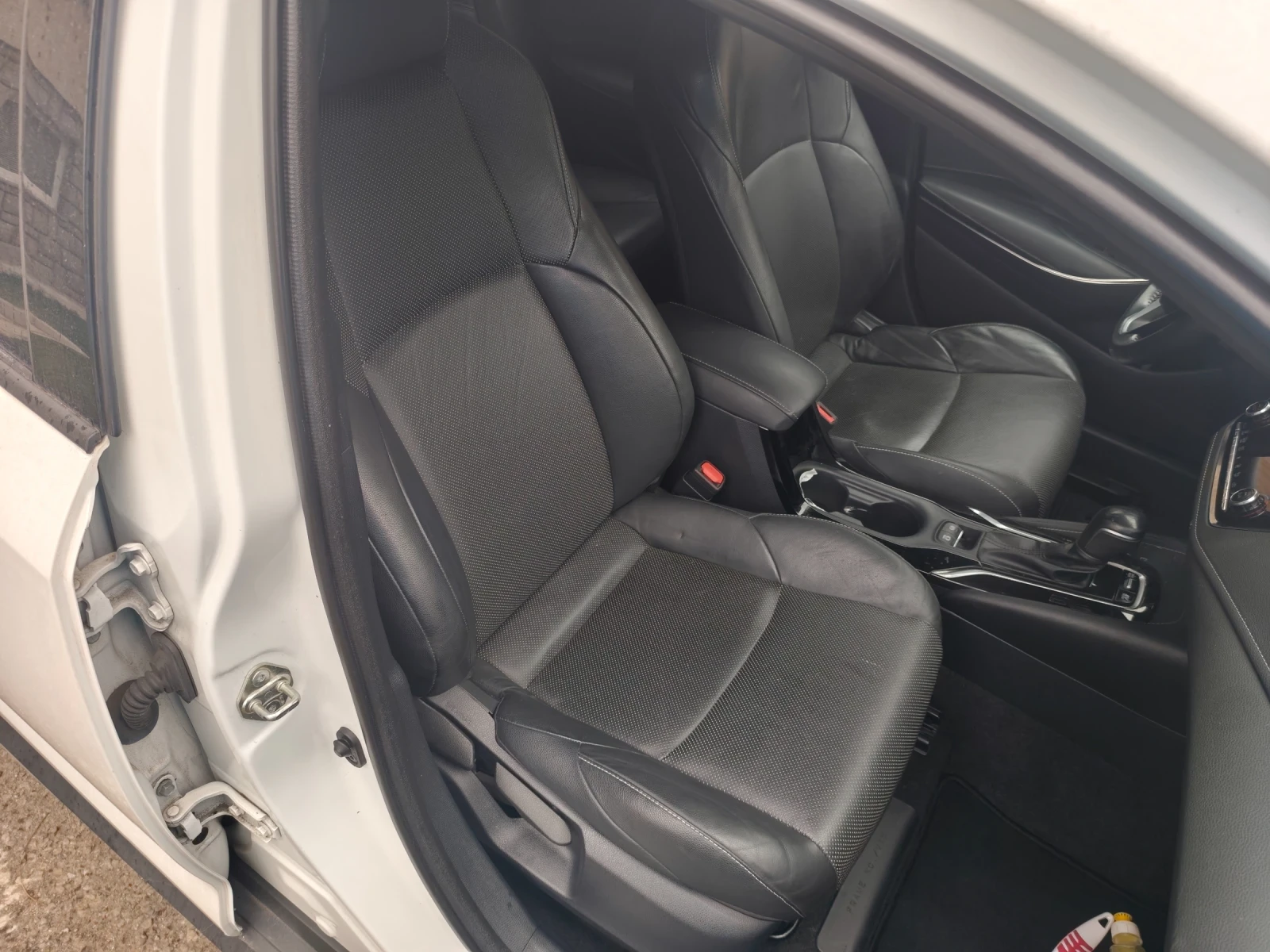 Toyota Corolla TREK 2.0 ������ 184�.� 09.2022� | Mobile.bg � ����������� 12