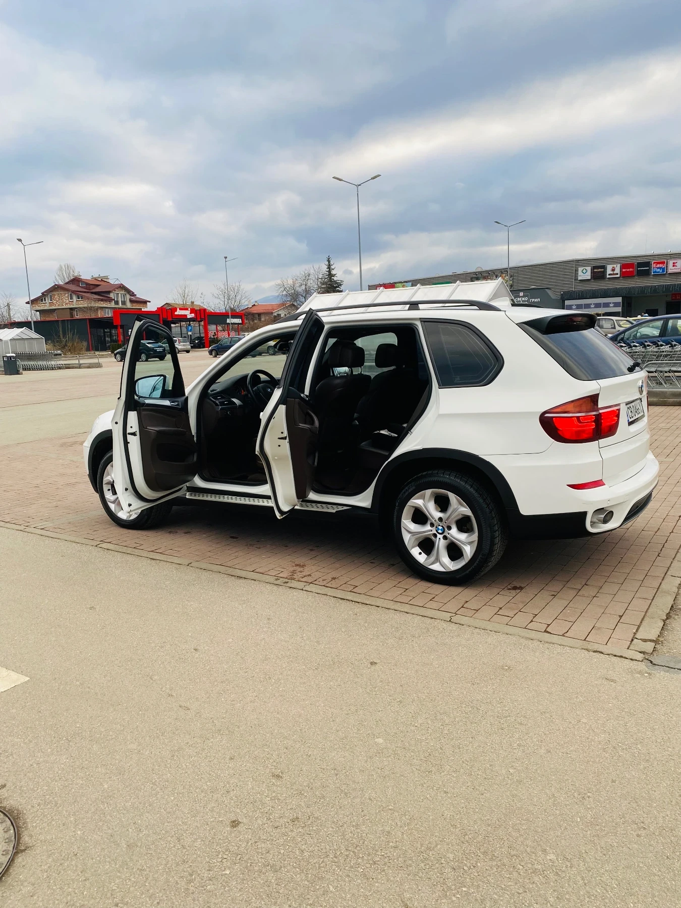 BMW X5  - изображение 10