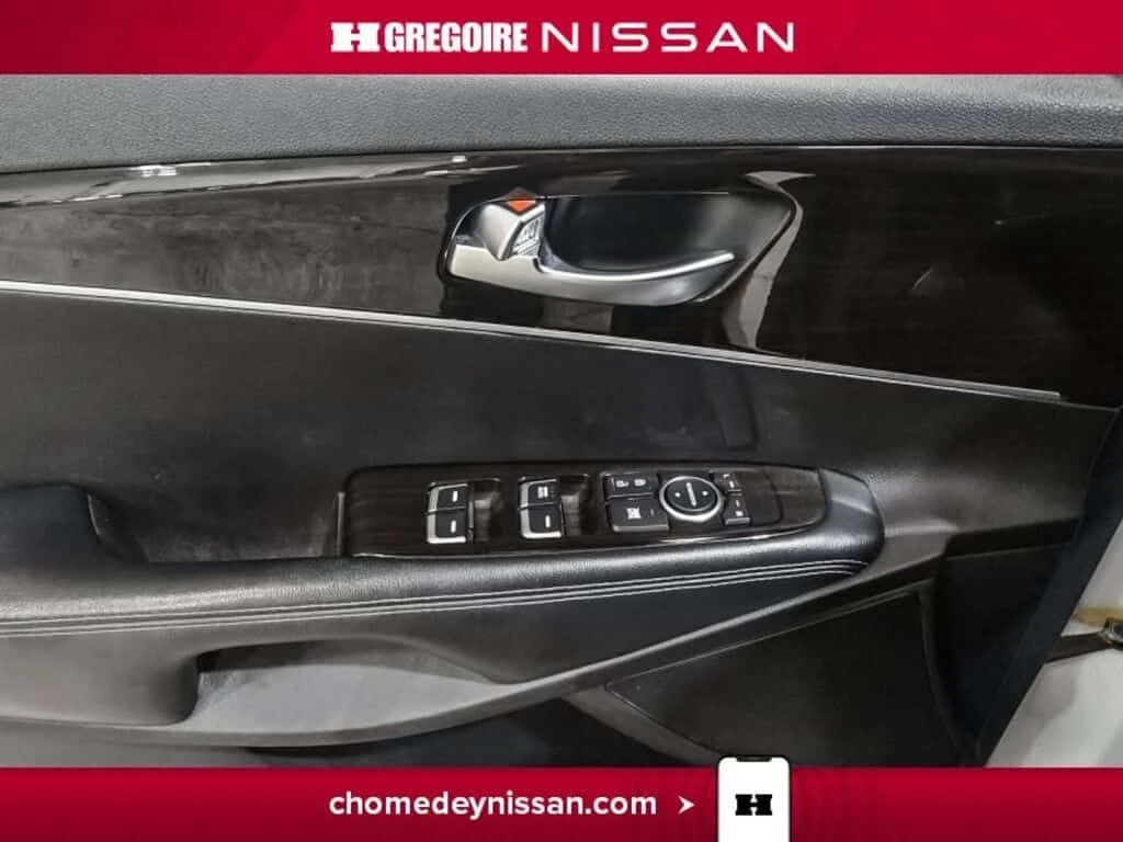 Kia Sorento * LX * AWD Mag Cam?ra Bancs Chauffants Bluetooth *, снимка 12 - Автомобили и джипове - 53875634