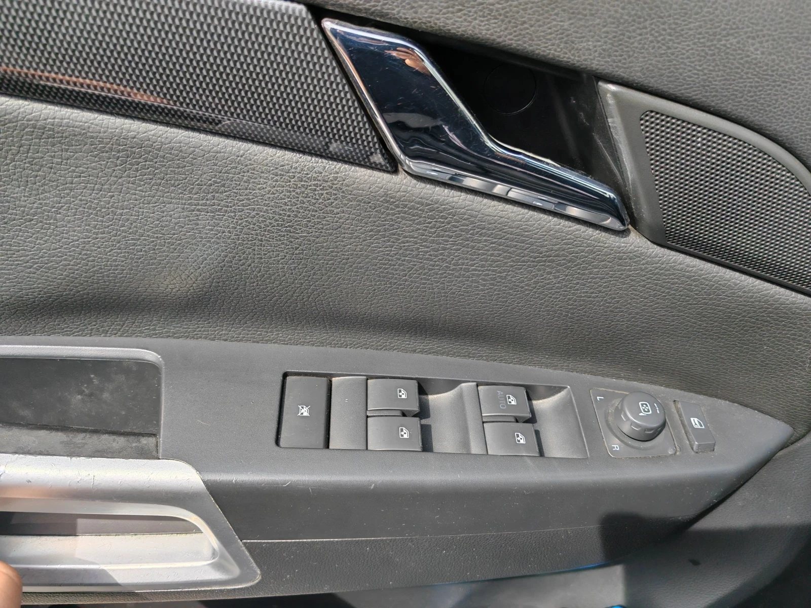 Opel Antara 2.0 CDTI 4x4, снимка 13 - Автомобили и джипове - 54179105