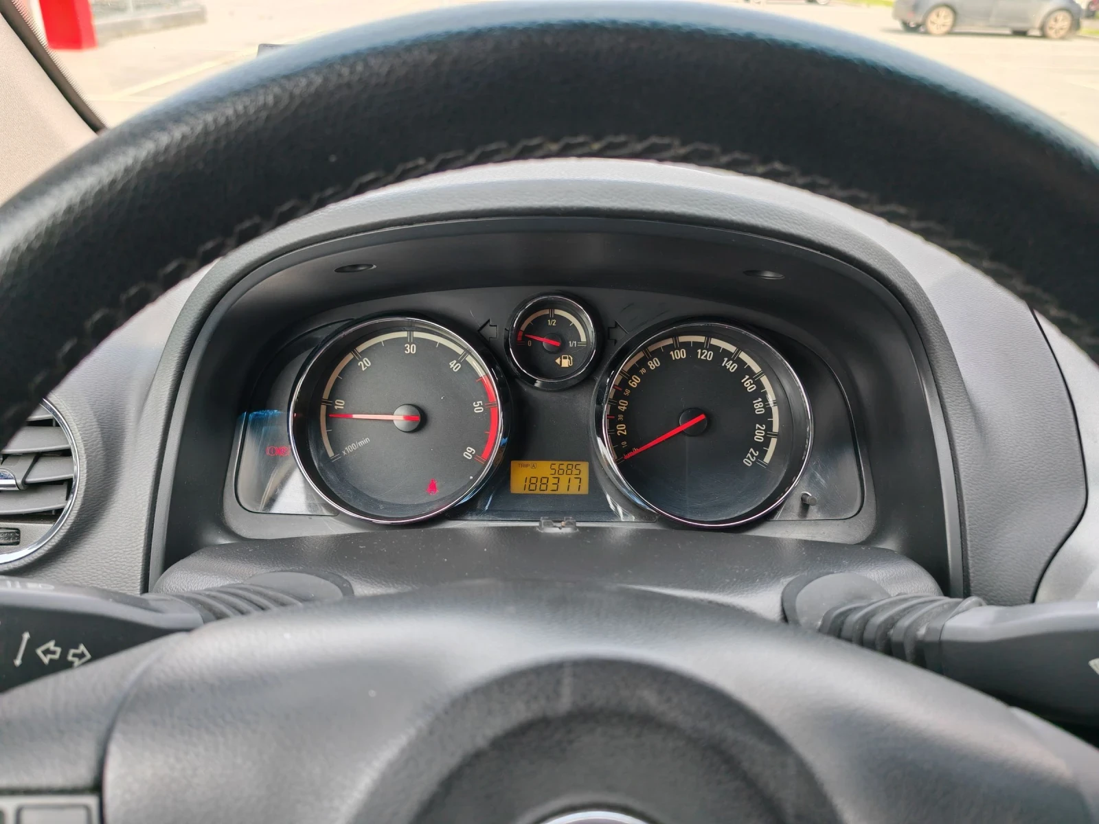 Opel Antara 2.0 CDTI 4x4, снимка 11 - Автомобили и джипове - 54179105